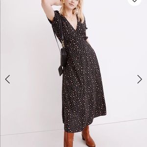 Madewell Puff-Sleeve Faux-Wrap Midi Dress in Stem Scatter